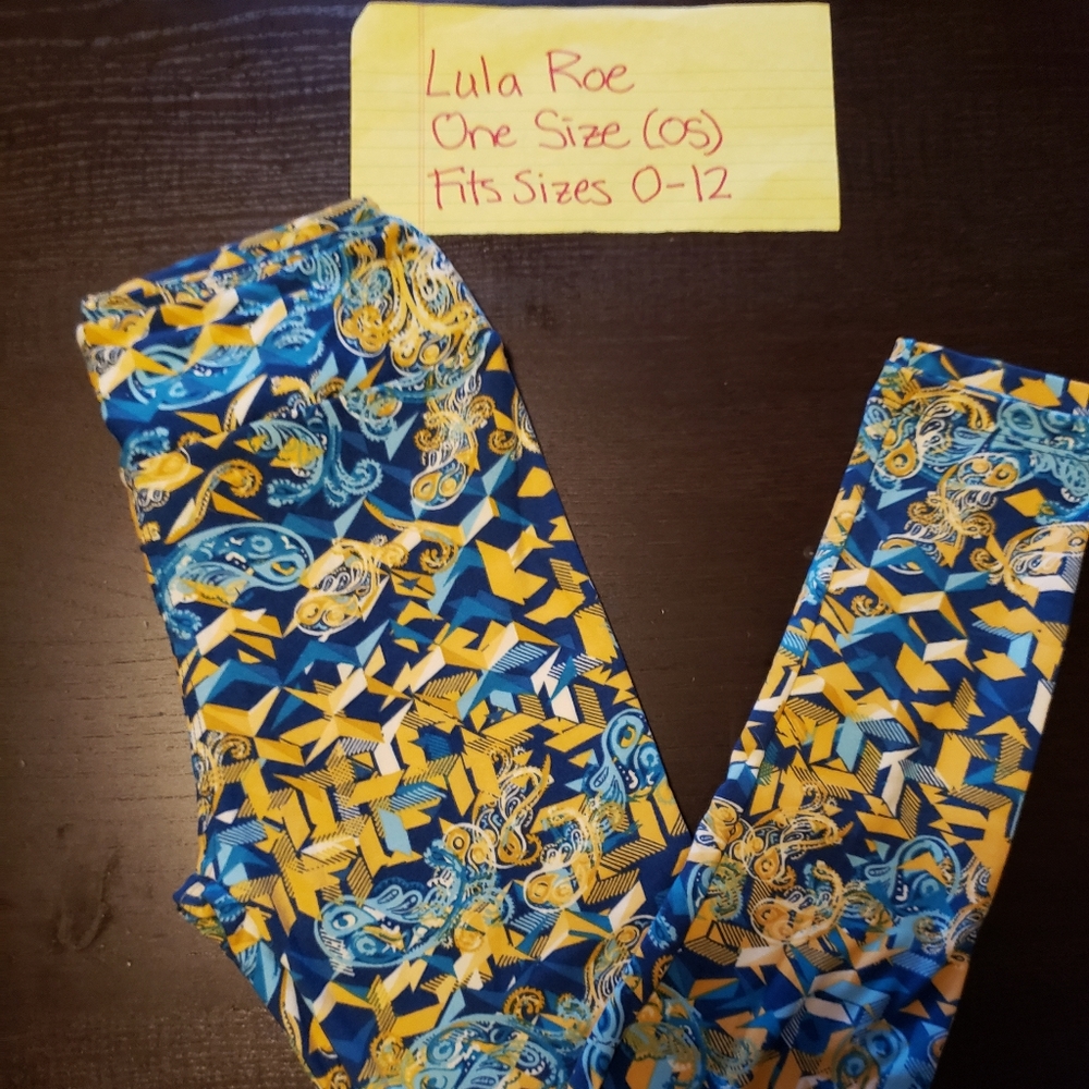 Sizes 0-12 one size os NEW Lula roe leggings